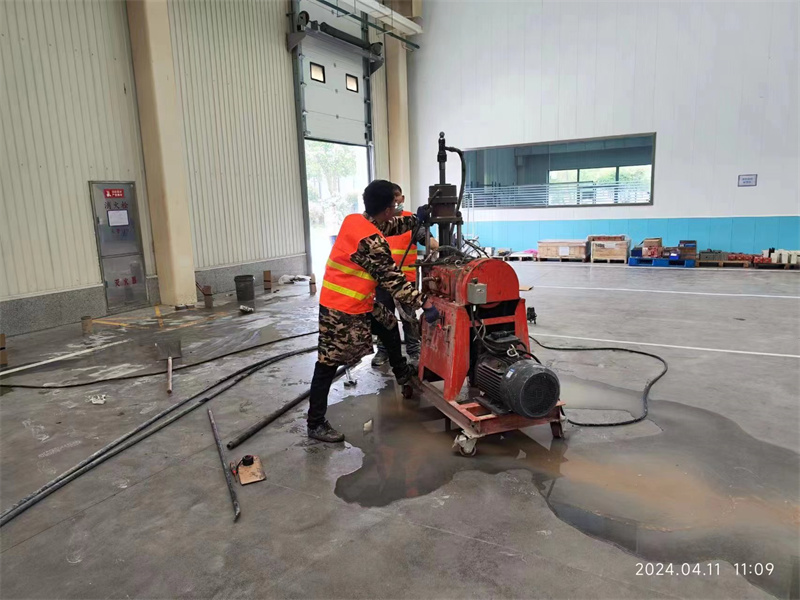 鄞州厂房地面下沉塌陷注浆加固施工